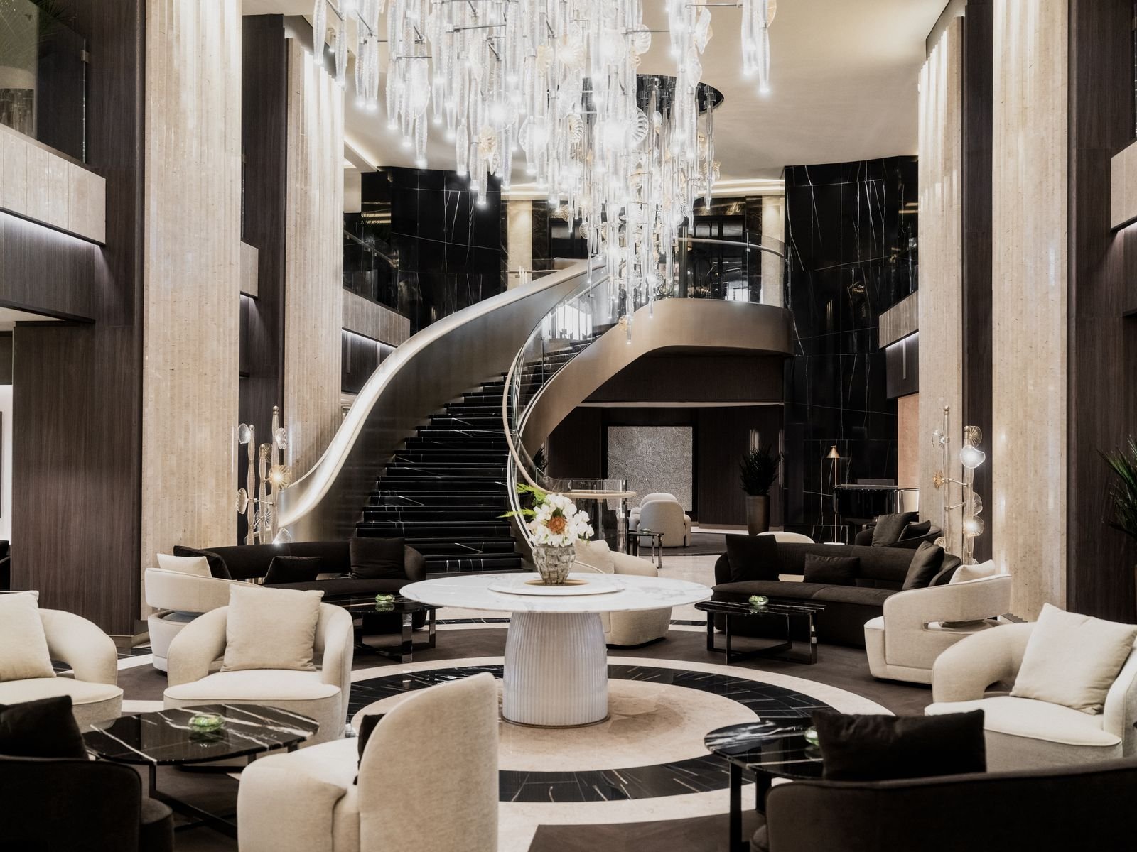 EXPLORA III - lobby